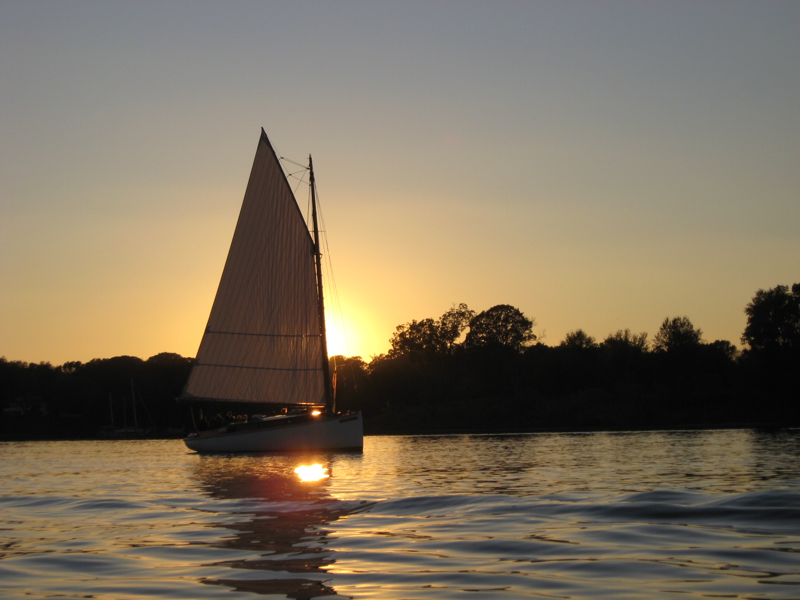 sunset cruise, sail selina, st michaels md, champagne cold beer wine.JPG